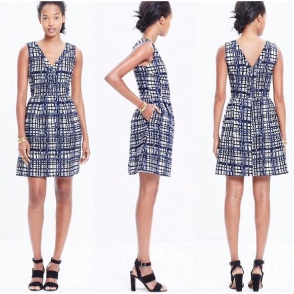 Madewell Dresses & Skirts - Madewell Midnight Dress Brushstroke Plaid Small Pockets - 12